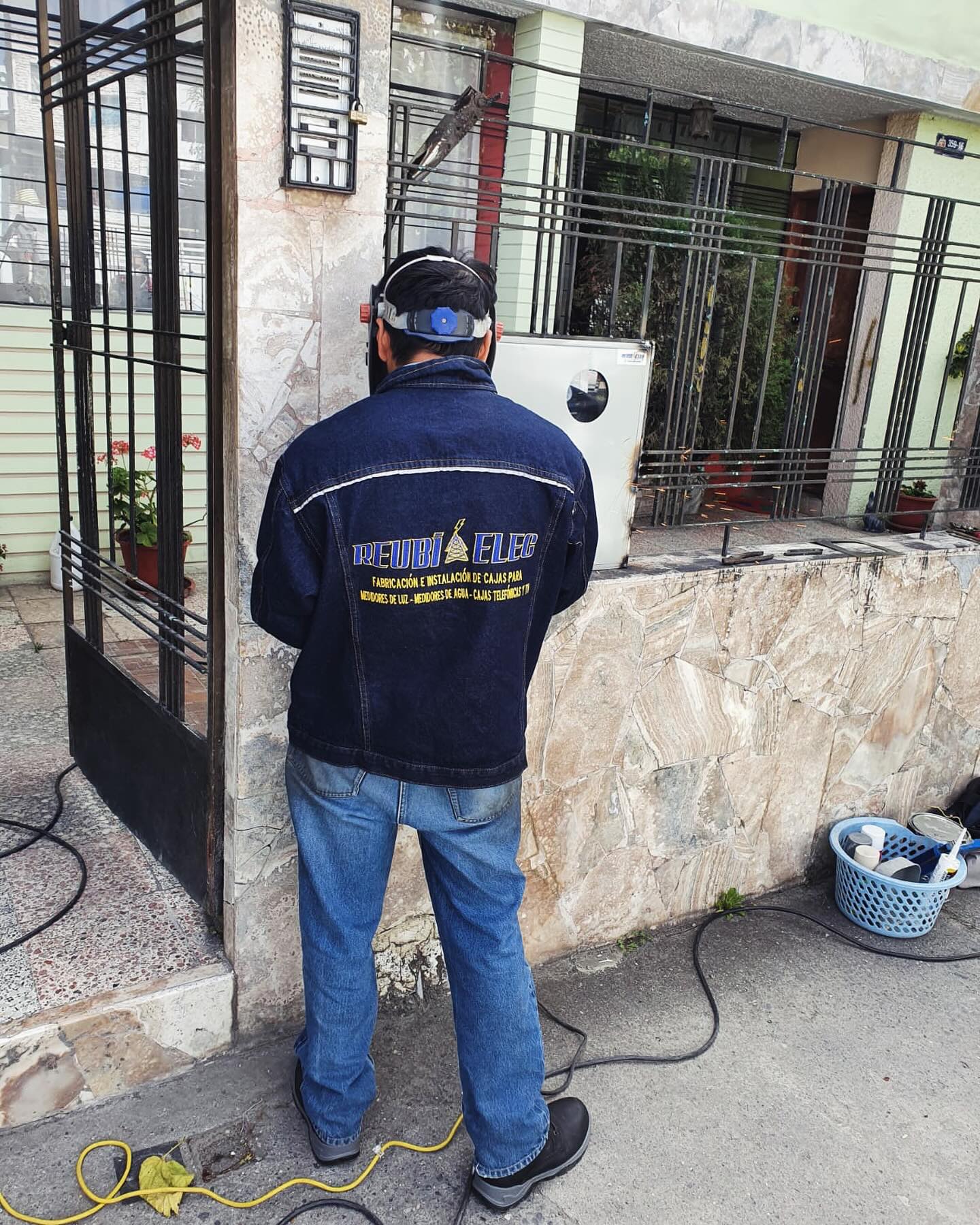 Equipo de trabajo de Reubí Elec